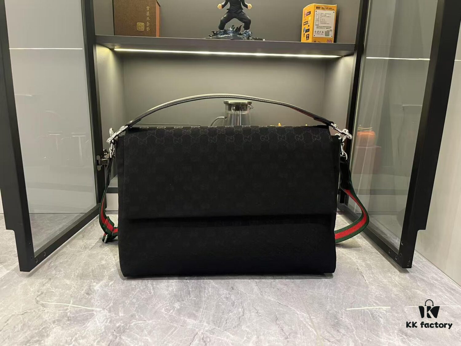 GG 2025 Spring-Summer Collection Men's Crossbody Bag in Beige Original GG Canvas