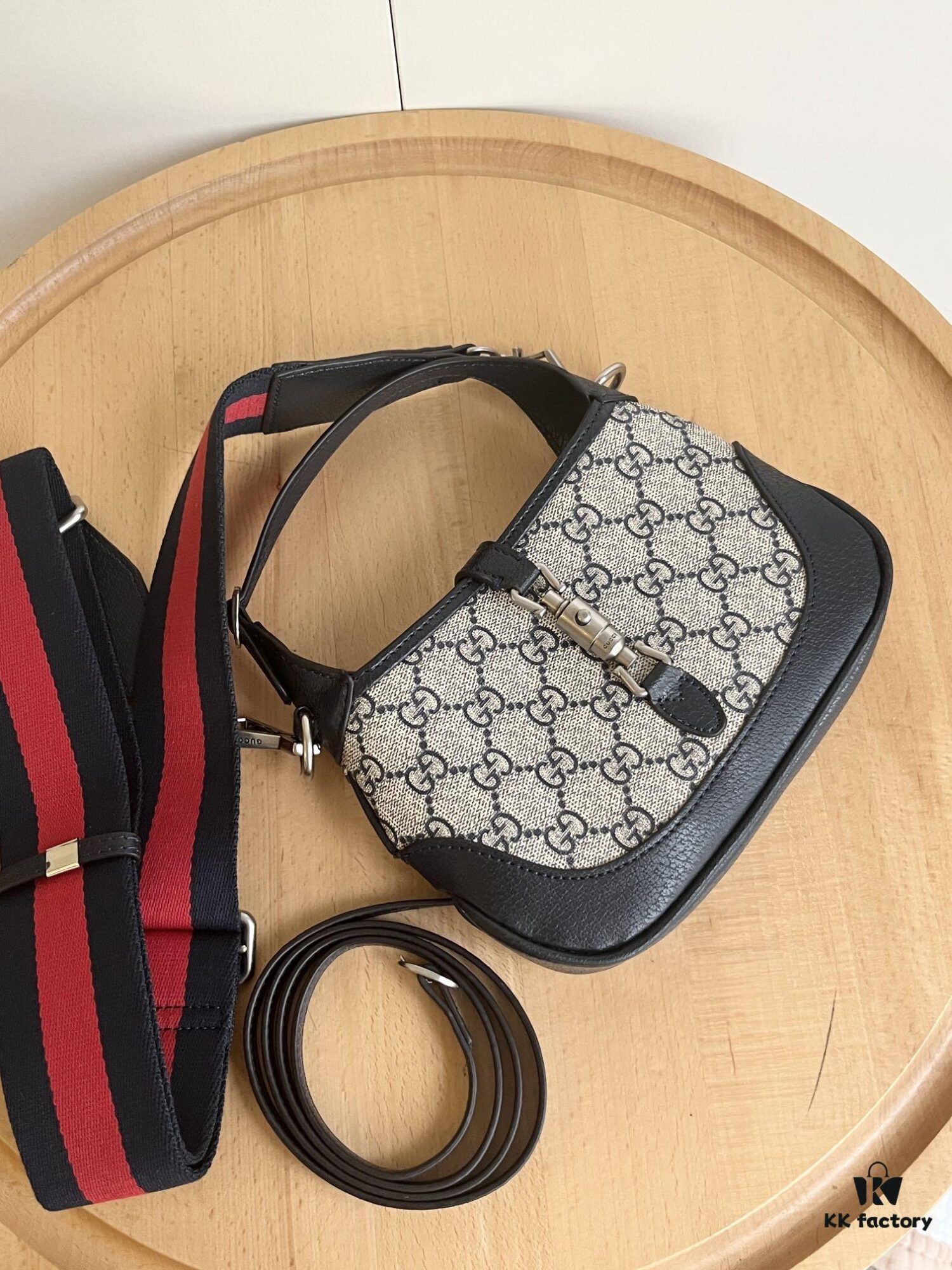 Authentic Shot # (Double Shoulder Strap) - Gucci UN3AG 1294