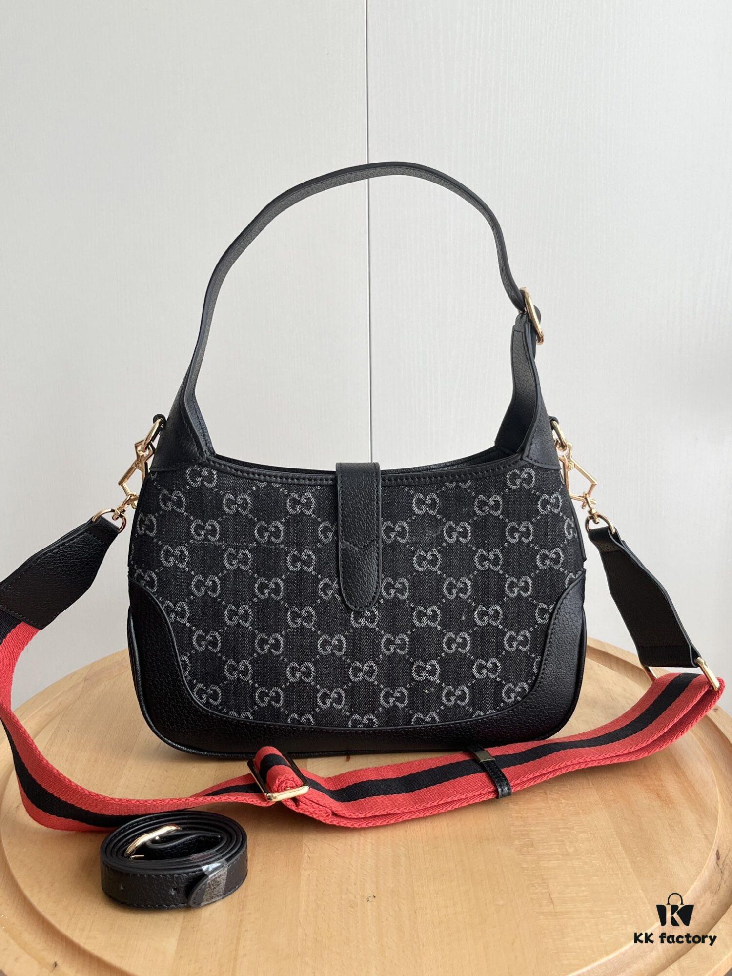 Authentic Shot # (Double Shoulder Strap) - Gucci UN3AG 1294