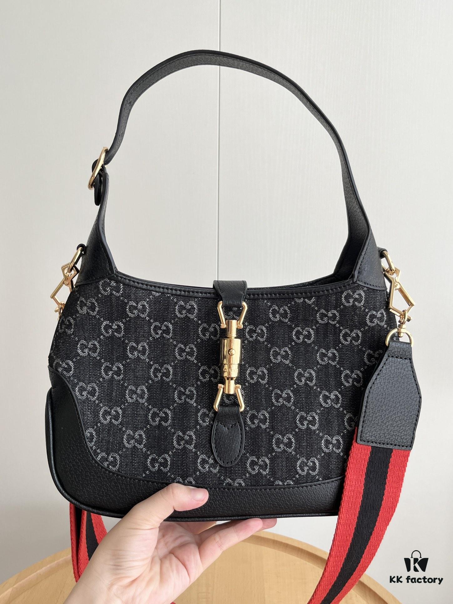 Authentic Shot # (Double Shoulder Strap) - Gucci UN3AG 1294