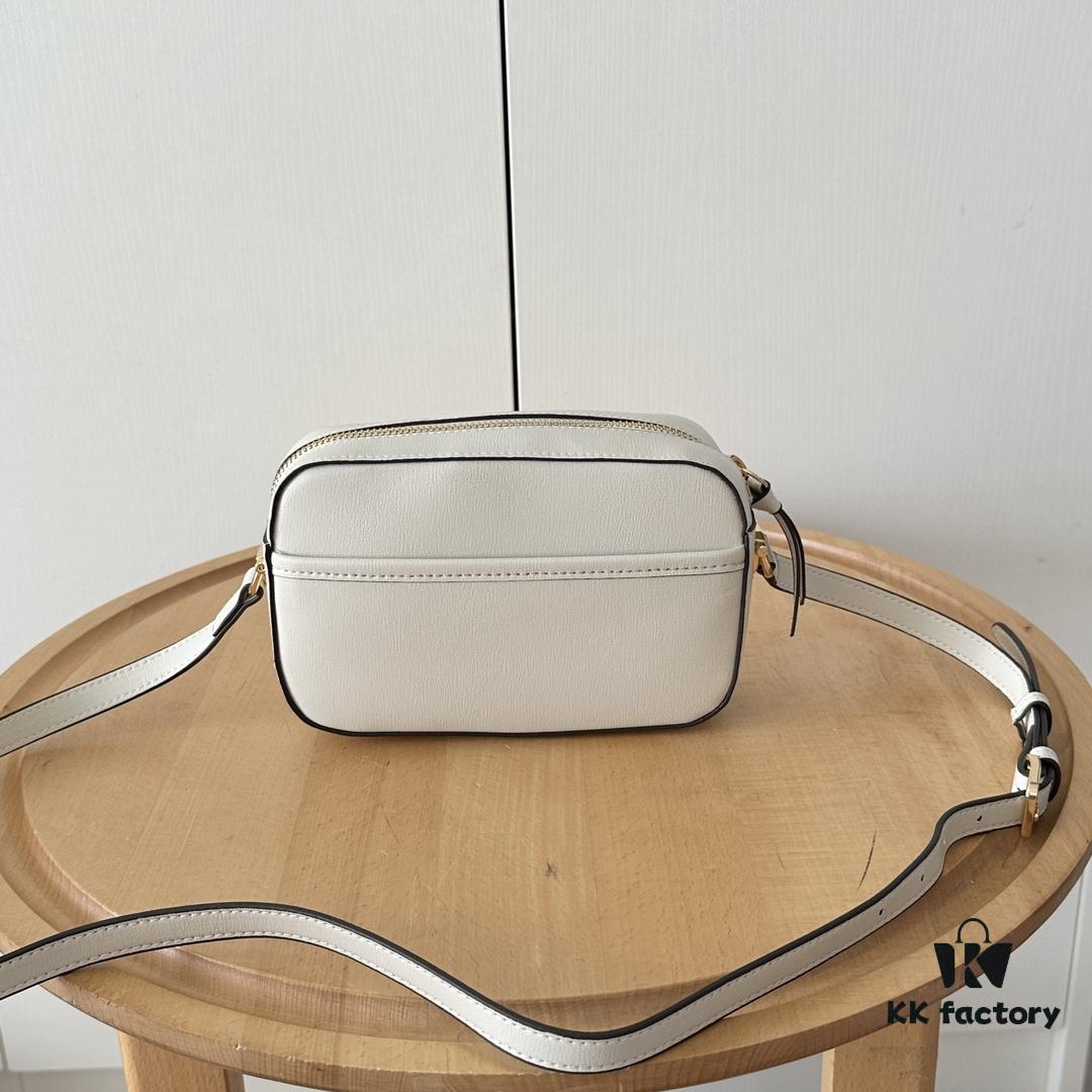 Gucci Horsebit 1955 Camera Bag Toast Shape, Item No: 760196 White Leather, Size: 20×13×6cm