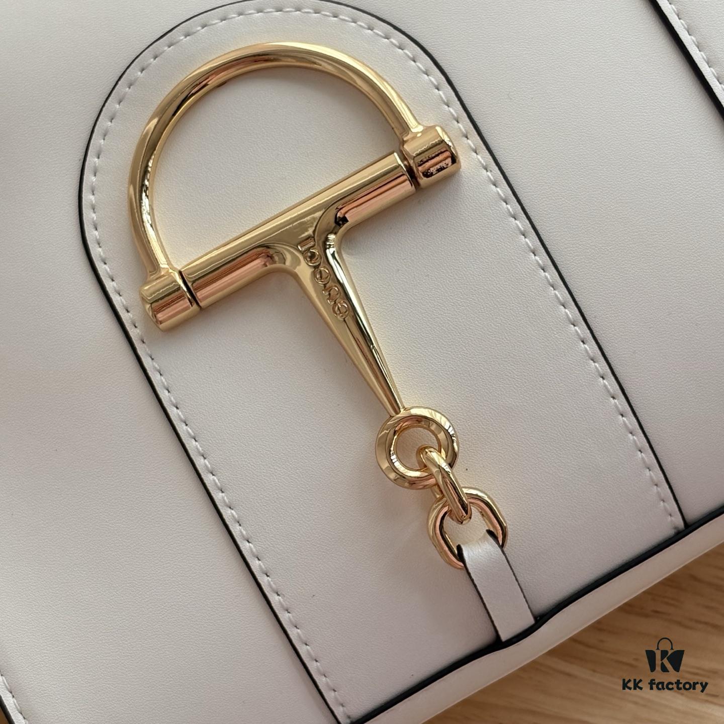 Gucci 73 Series Bucket Bag - Model 833665 - Size: 18.5x20x8.5cm