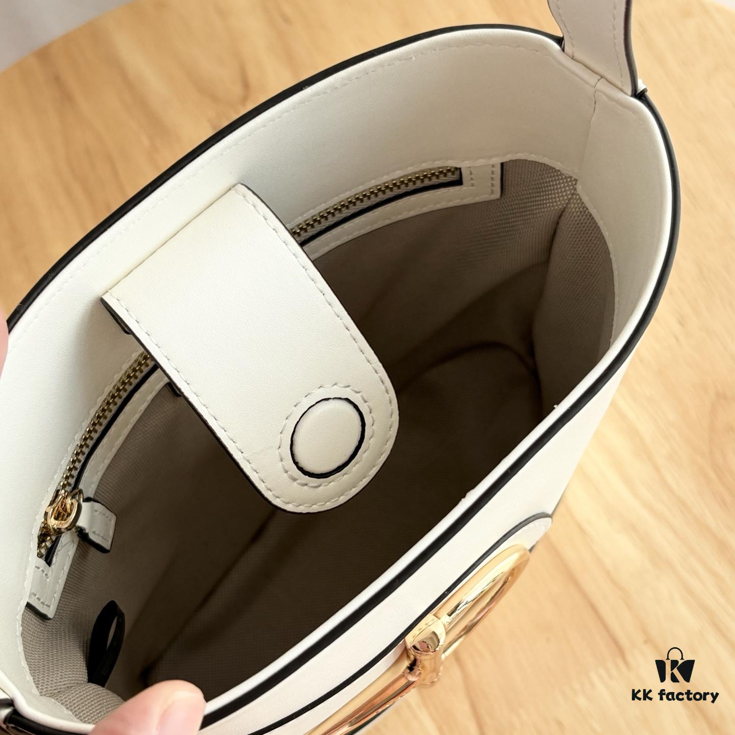 Gucci 73 Series Bucket Bag - Model 833665 - Size: 18.5x20x8.5cm