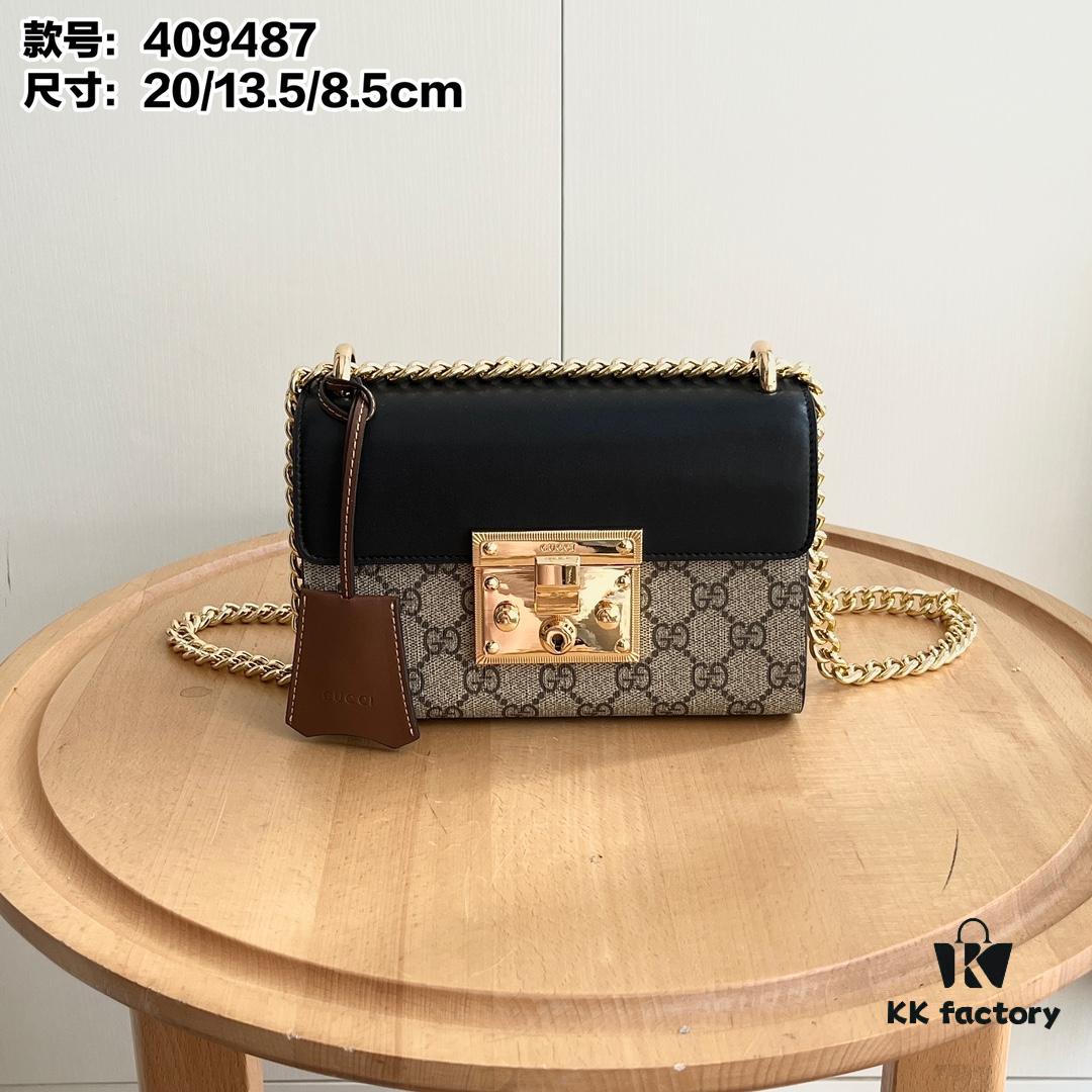 Small GUCCI Padlock Clasp Bag