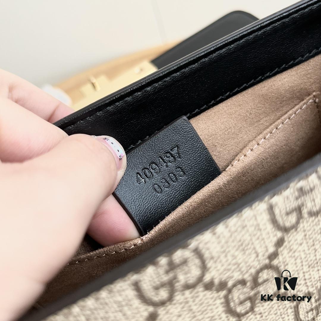 Small GUCCI Padlock Clasp Bag