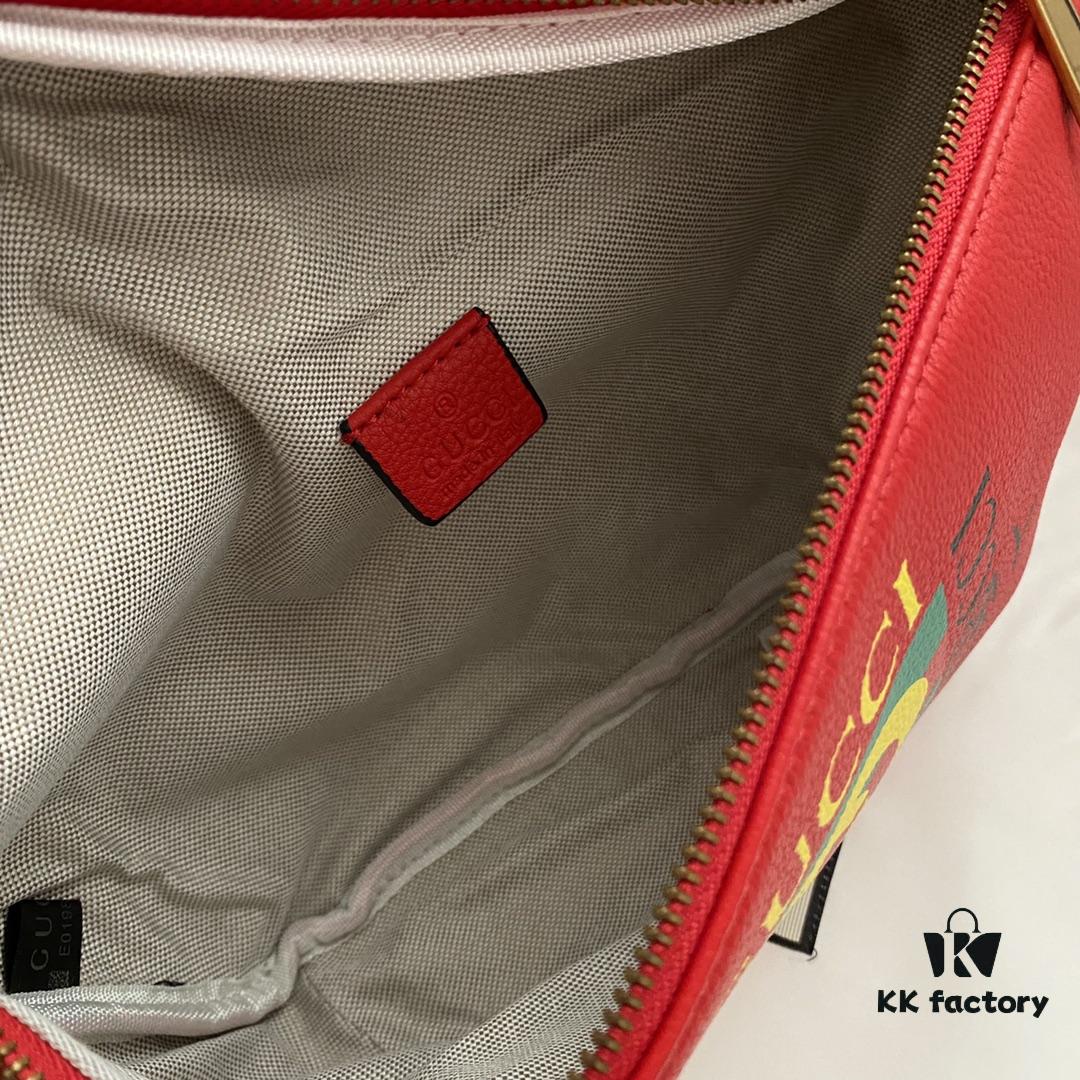 Gucci Cruise 18 x Coco Capitan Collaborative Series Belt Bag Model 493869 Size 28*18*8cm Soft Leather With Handwritten Graffiti Motif