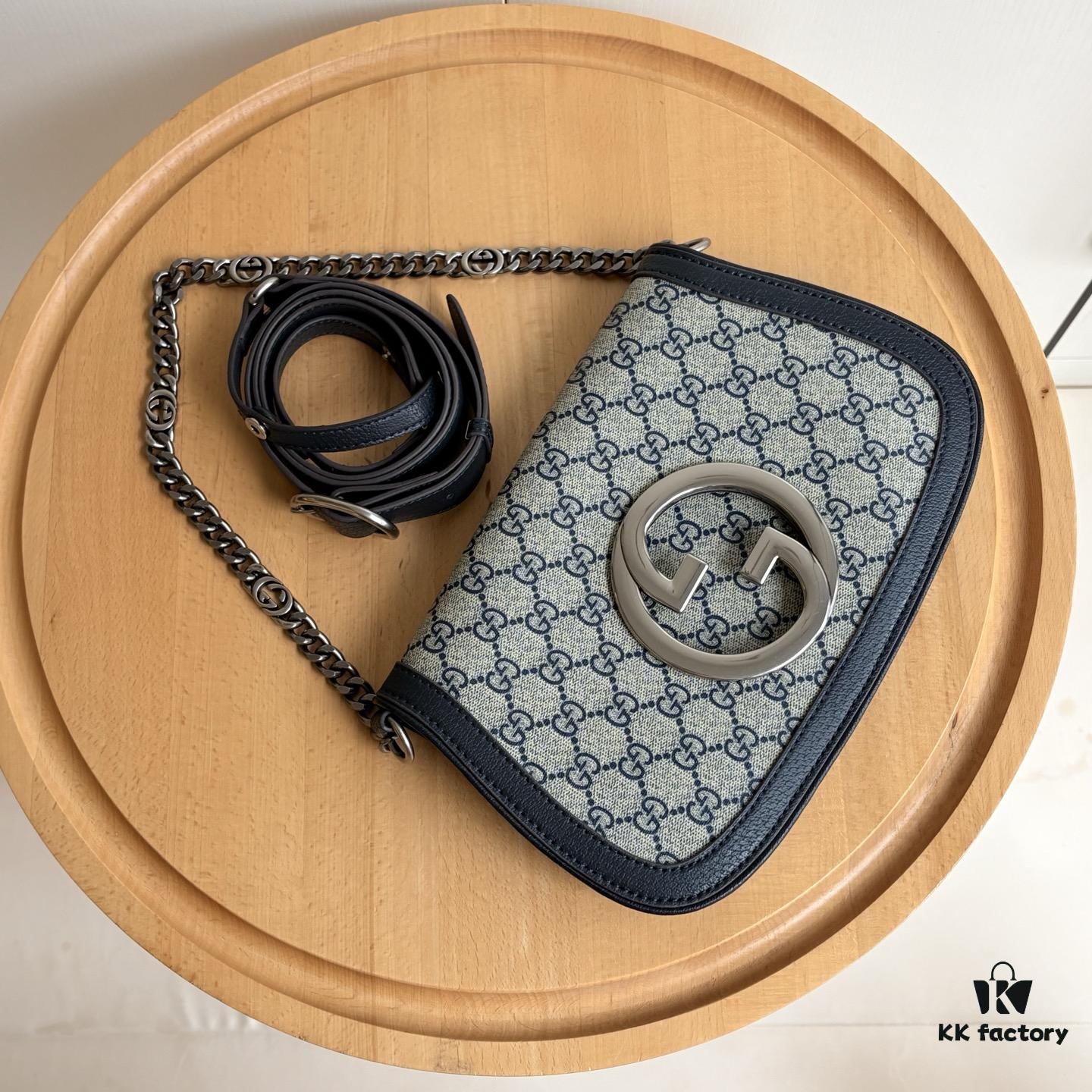 Blondie Series Shoulder Bag in Canvas