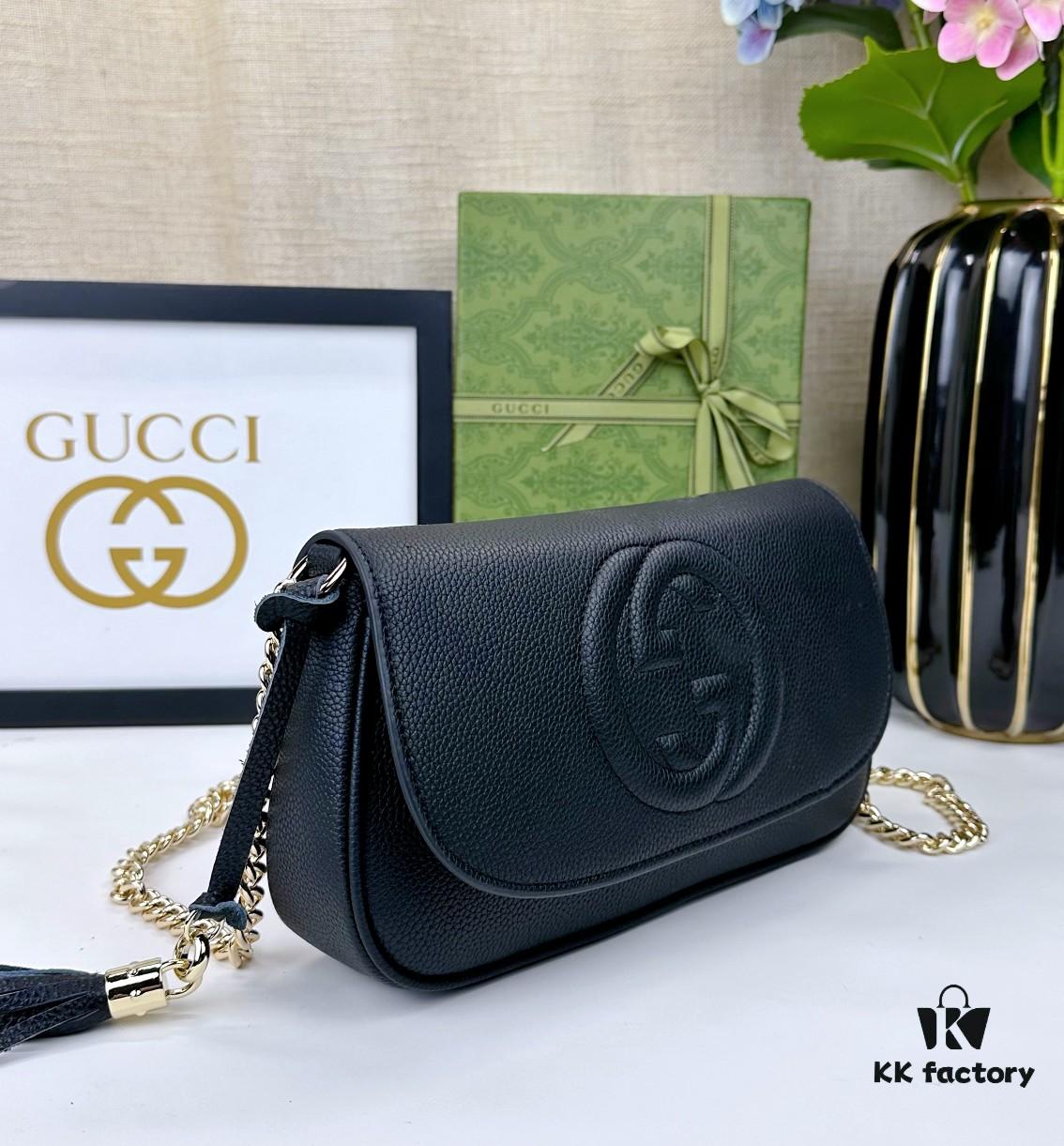 Irresistible Gucci GG Marmont Bag – Elegant and Compact Design, Must-Have for Fashion Enthusiasts