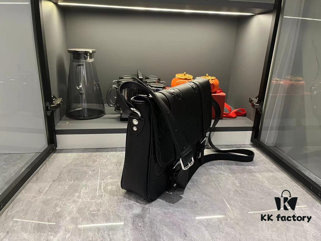 Super GG Medium Messenger Bag