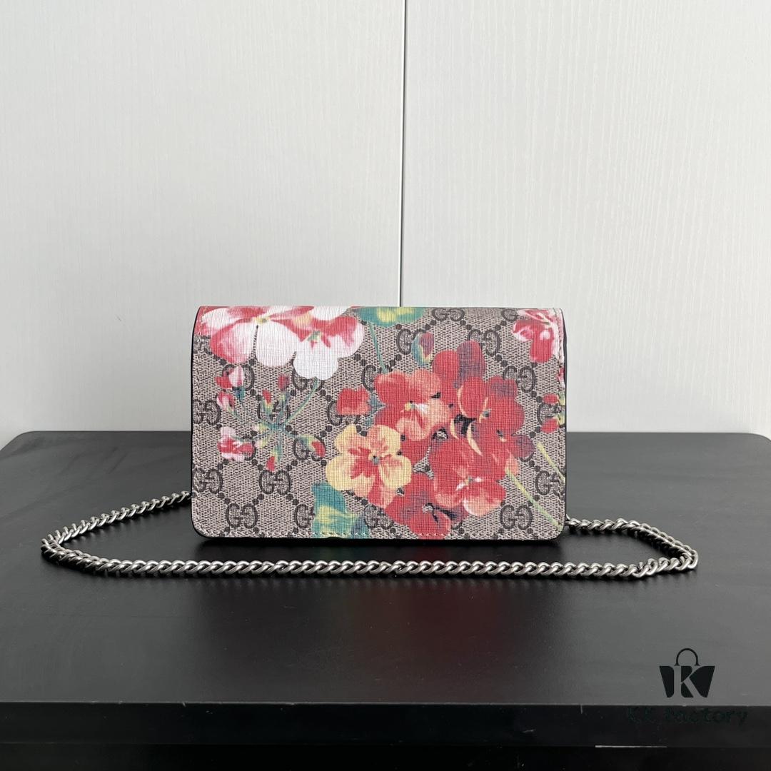 Gucci Dionysus Mini 16.5 - Classic Entry-Level Handbag in Crimson Red Floral Design