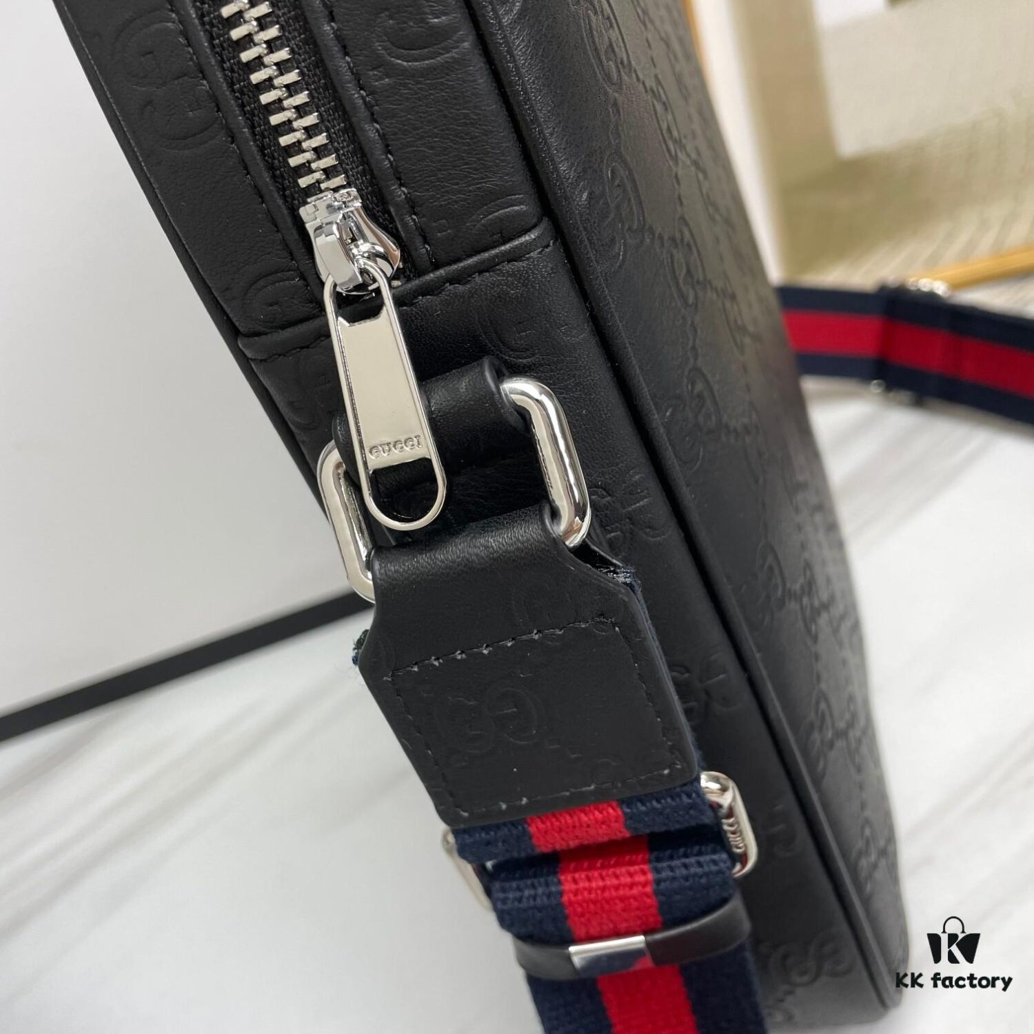 Crossbody Bag Model 7019-4# Black Full-Grain High-End Cowhide #Top-Quality Original Design Gucci GUCCI Cabinet Popular Style