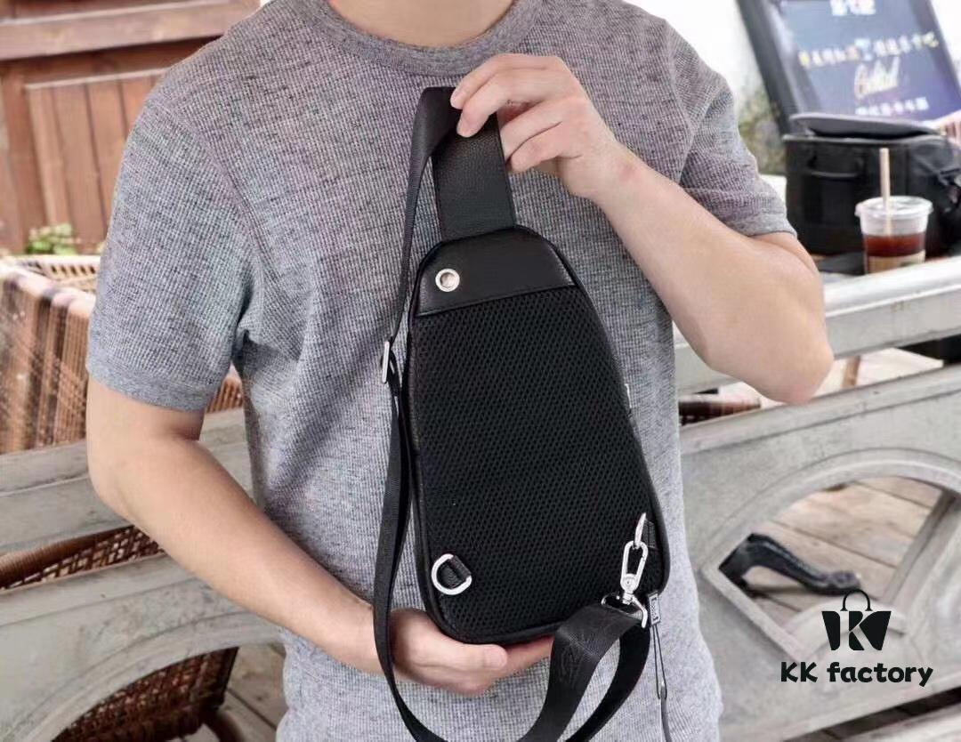 Gucci Men's Casual Chest Bag Model 6023 (Original Order), Top-Grade Imported Full-Grain Cowhide, Italian Original Leather, Luxury Designer Style