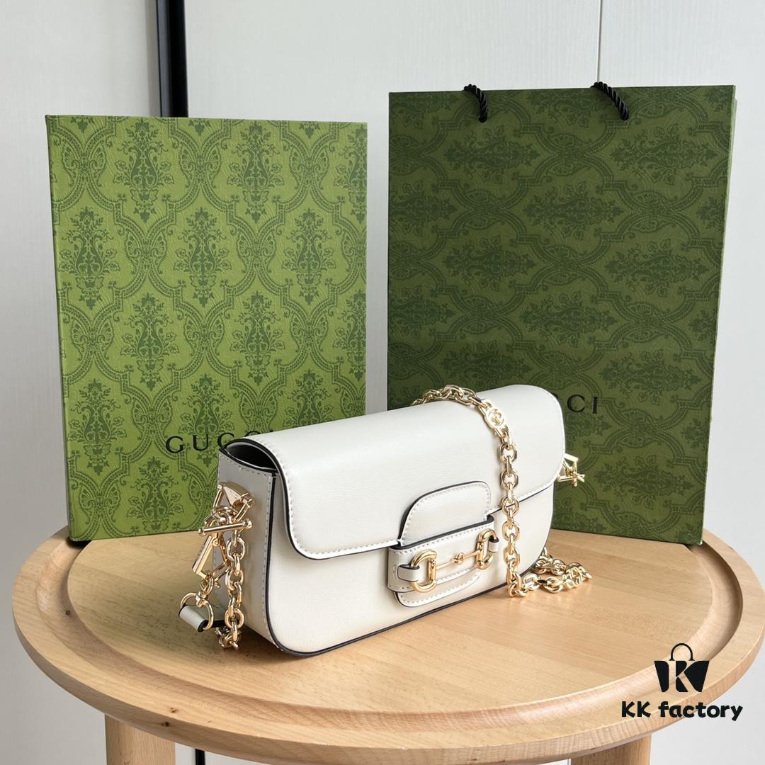 Gucci Horsebit 1955 Baguette, Model No. 735178 White Leather, Dimensions: 24 x 13.5 x 7.5 cm