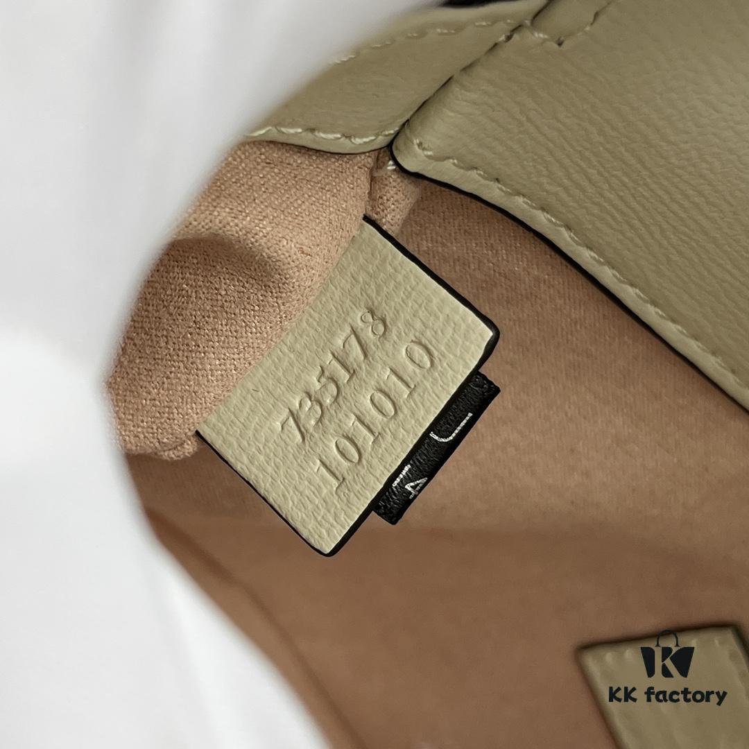 Gucci Horsebit 1955 Baguette, Model No. 735178 White Leather, Dimensions: 24 x 13.5 x 7.5 cm