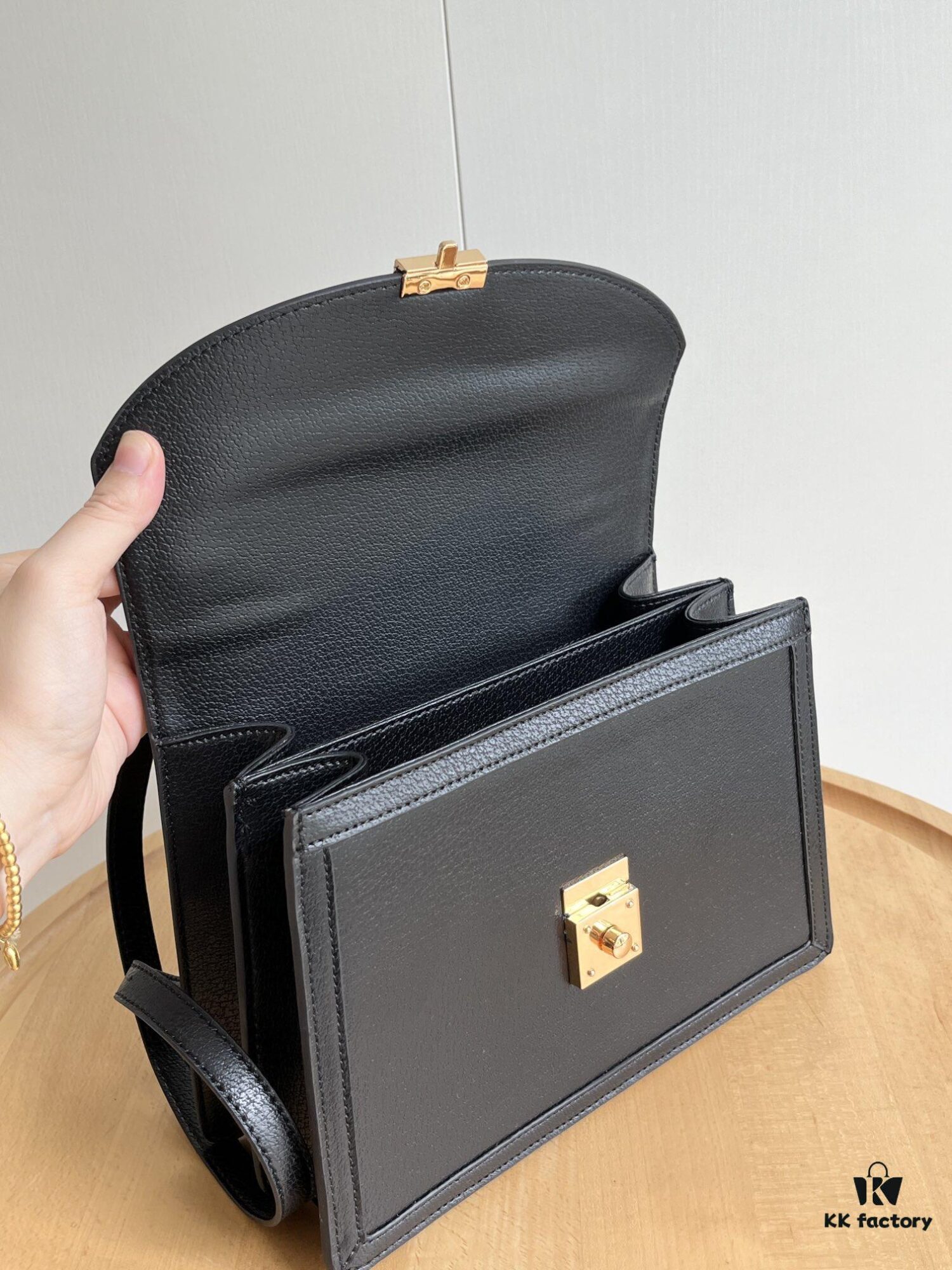 Gucci Ophidia Series Epilogue Collection Tote Bag with Detachable Strap