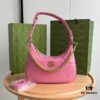 Gucci New Hobo Crescent Bag in Pink