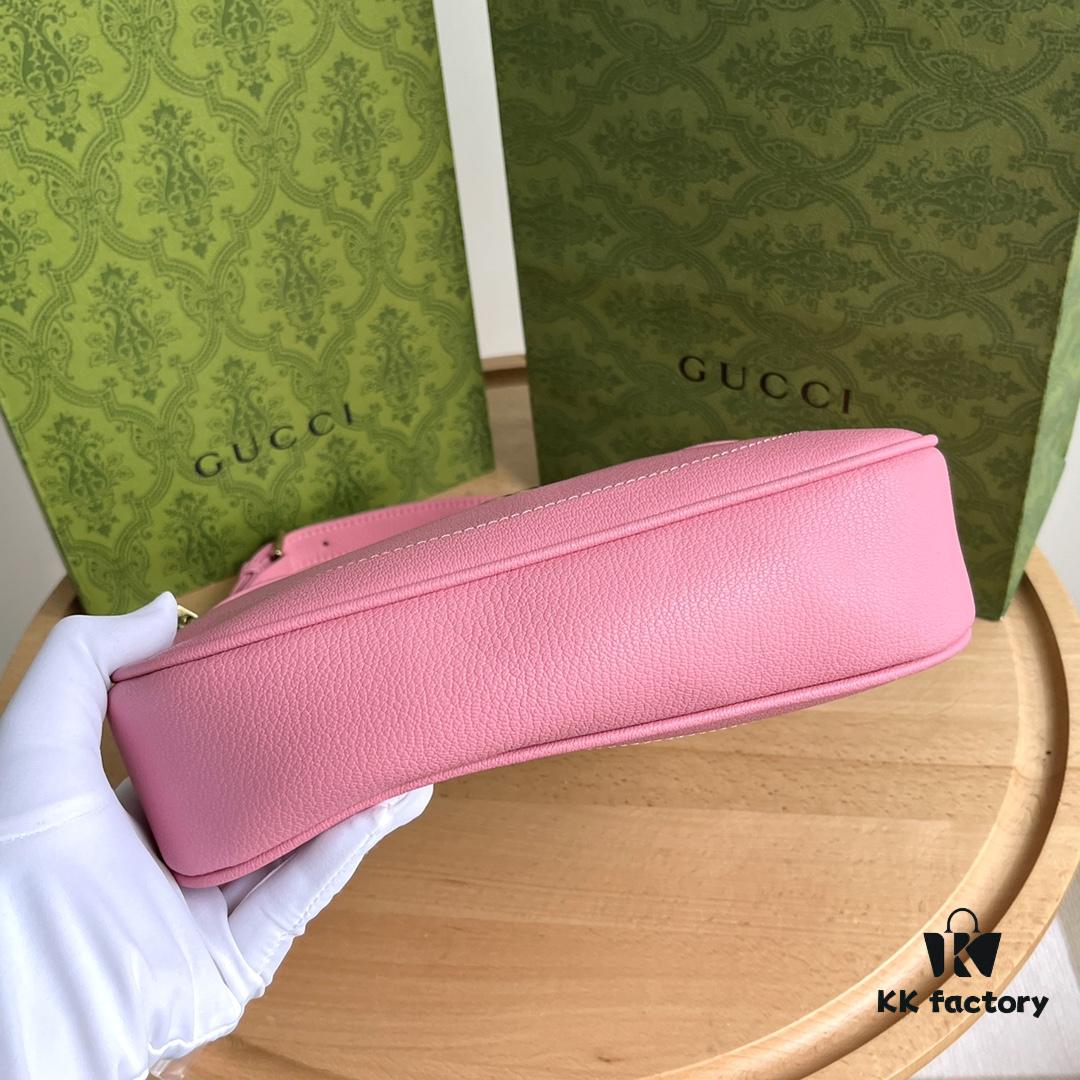Gucci New Hobo Crescent Bag in Pink