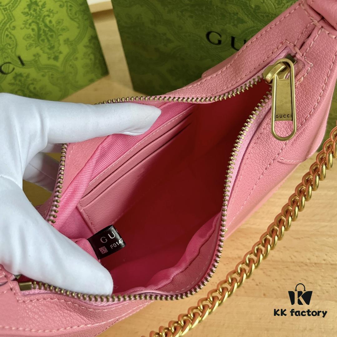 Gucci New Hobo Crescent Bag in Pink