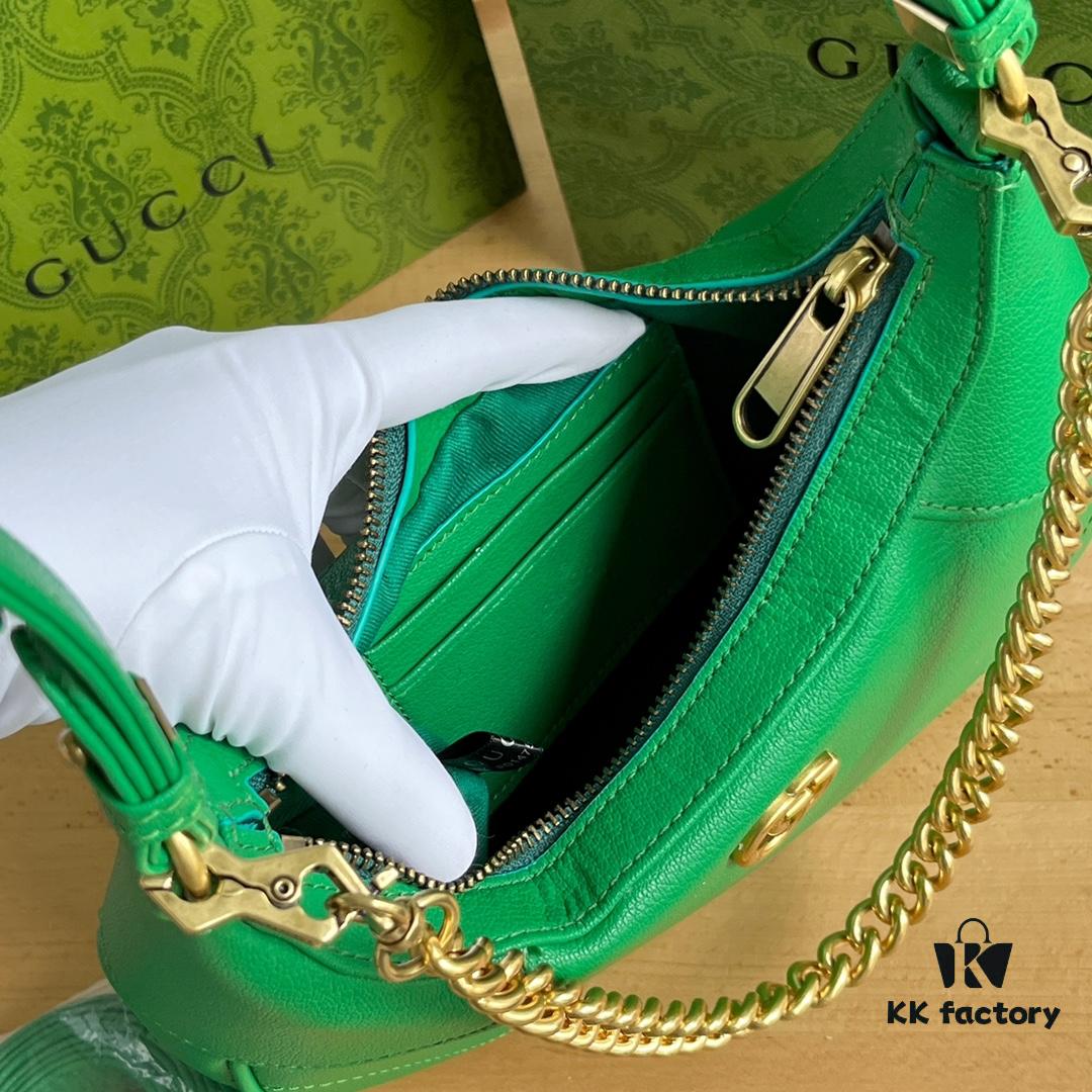 Gucci New Hobo Crescent Bag in Green