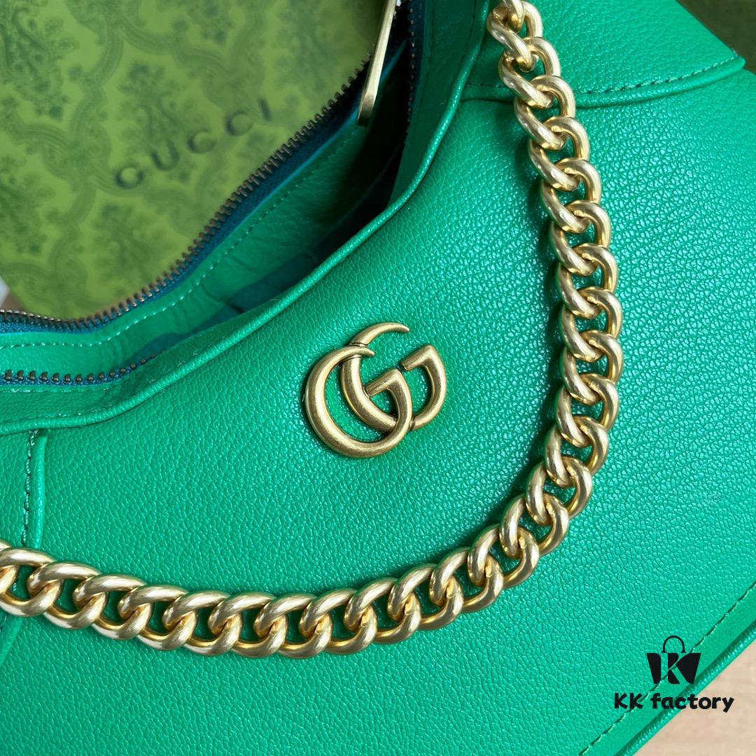 Gucci New Hobo Crescent Bag in Green