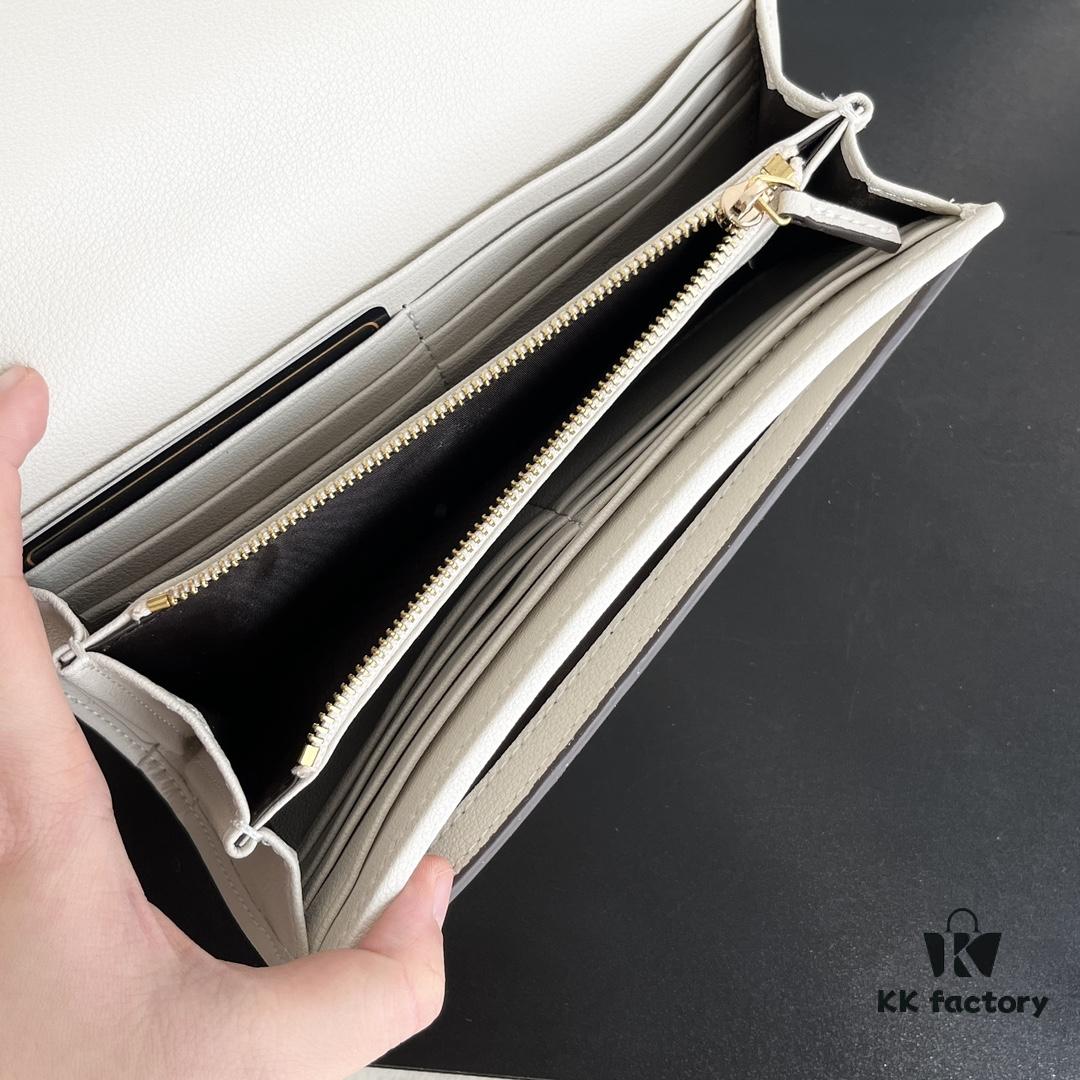 Authentic Gucci Blondie 725215 with Box, 21x10.5cm