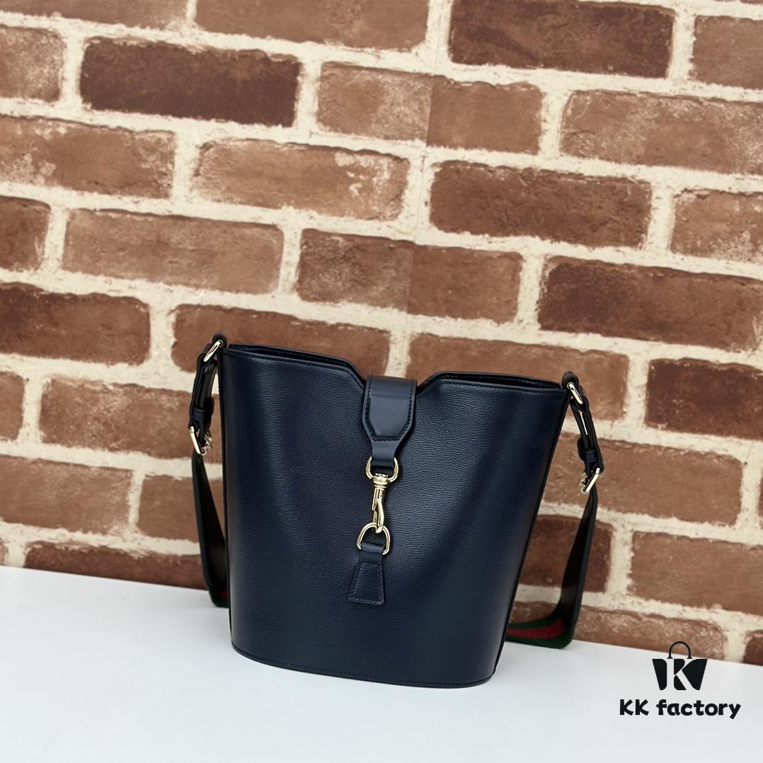 GUCCI New Arrival Cabinet Quality, Top Original Single Product, Real Item Photography, Model Number: 782908 Deep Blue, Size: W18.5xH20.5xD12.5cm, In Stock for Immediate Shipment