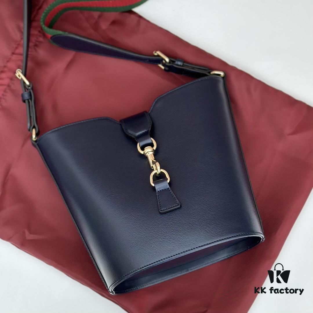 GUCCI New Arrival Cabinet Quality, Top Original Single Product, Real Item Photography, Model Number: 782908 Deep Blue, Size: W18.5xH20.5xD12.5cm, In Stock for Immediate Shipment