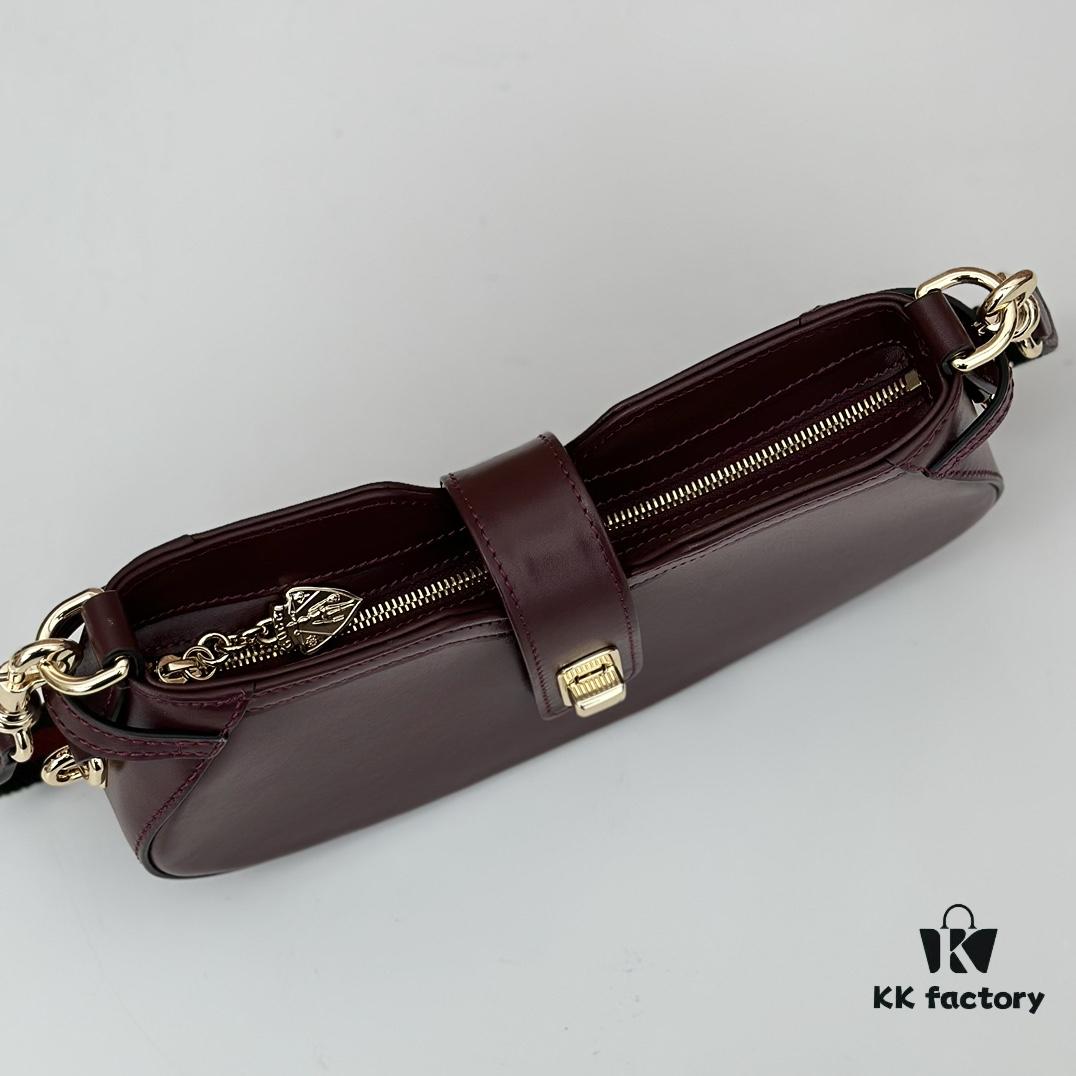 GUCCI New Arrival Cabinet Quality, Top Original Single Item, Real Photo, Model No. 786015 Red Leather, Size 12×24×5cm, In Stock