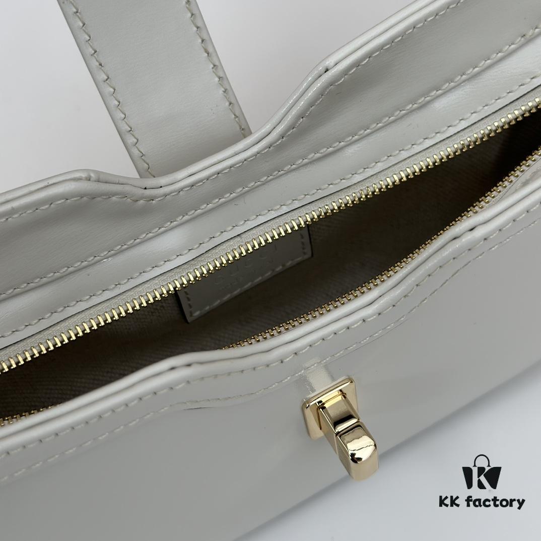 GUCCI New Arrival High-Quality Authentic Style, Premium Original Order Item, Real Photo, Model No. 786015 White Leather, Size 12×24×5 cm, In Stock