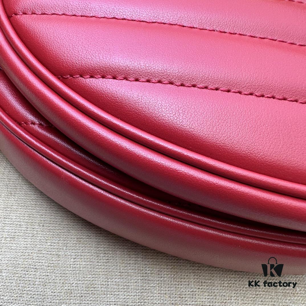 GUCCI New Arrival High-Quality Original Order Item, Real Photo! Model No. 751628 Red, Size: 20cm W x 17.5cm H x 6.5cm D, In Stock and Ready to Ship