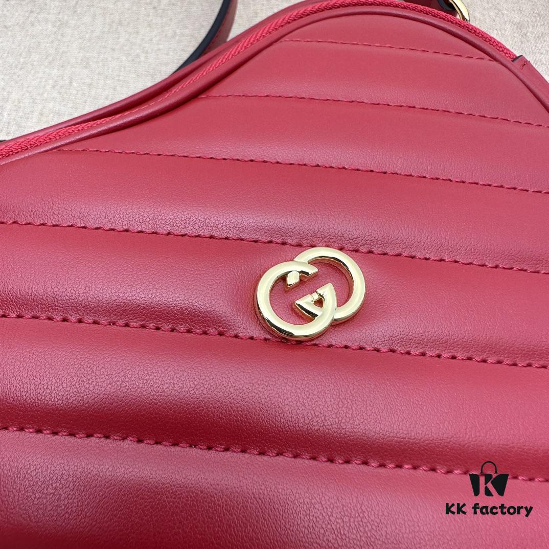 GUCCI New Arrival High-Quality Original Order Item, Real Photo! Model No. 751628 Red, Size: 20cm W x 17.5cm H x 6.5cm D, In Stock and Ready to Ship