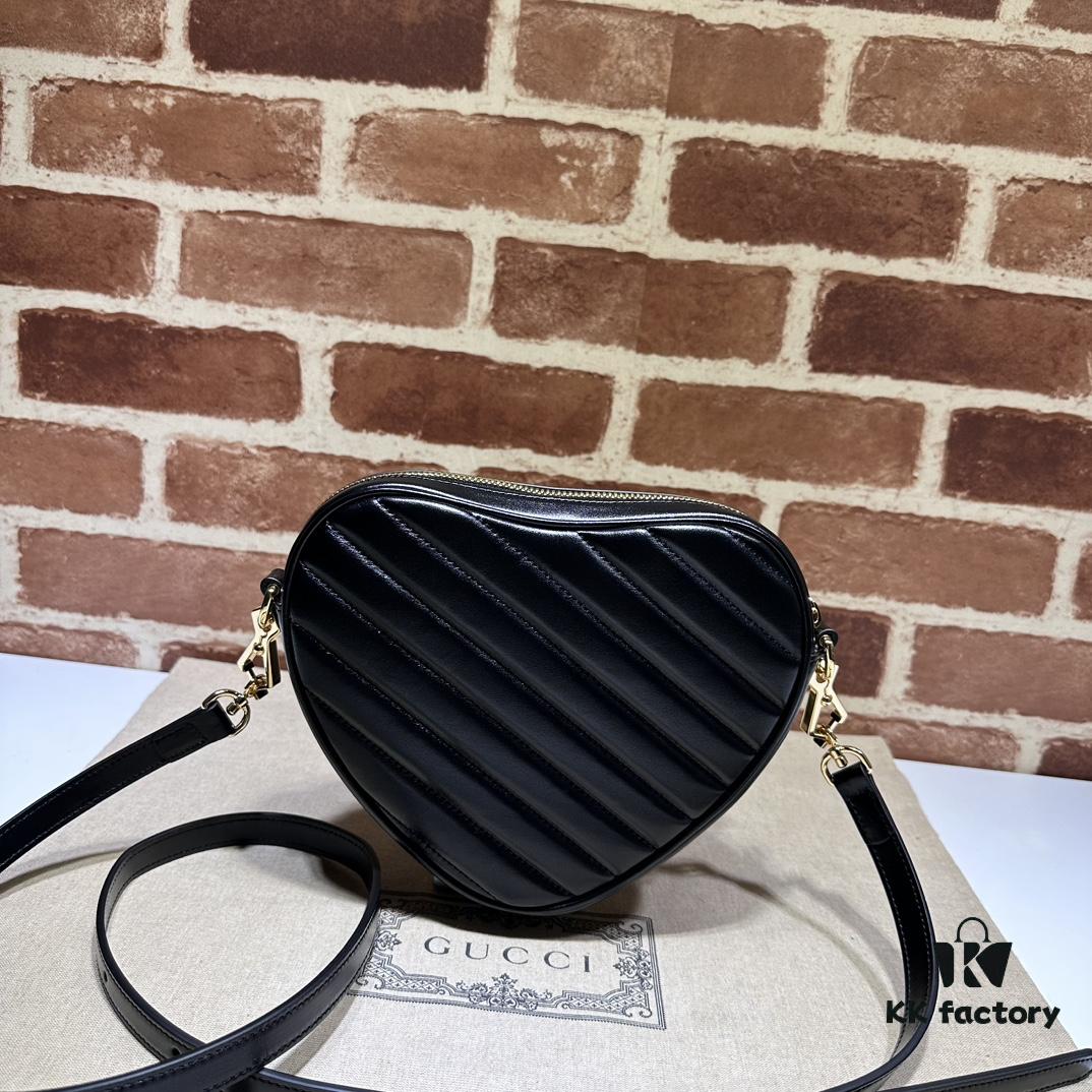 GUCCI New Arrival Cabinet Quality, Top Original Single Piece, Actual Photos! Model No. 751628g, Size: 20cm (W) x 17.5cm (H) x 6.5cm (Side Width), In Stock and Ready to Ship