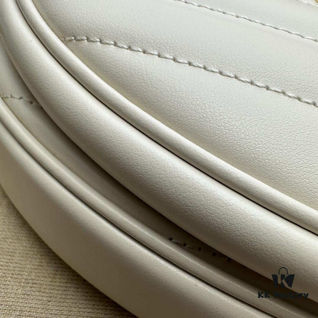 GUCCI New Arrival Cabinet Quality, Top Original Single Item, Actual Photos! Model No. 751628 White, Size: 20cm W x 17.5cm H x 6.5cm Side Width, In Stock for Immediate Shipment