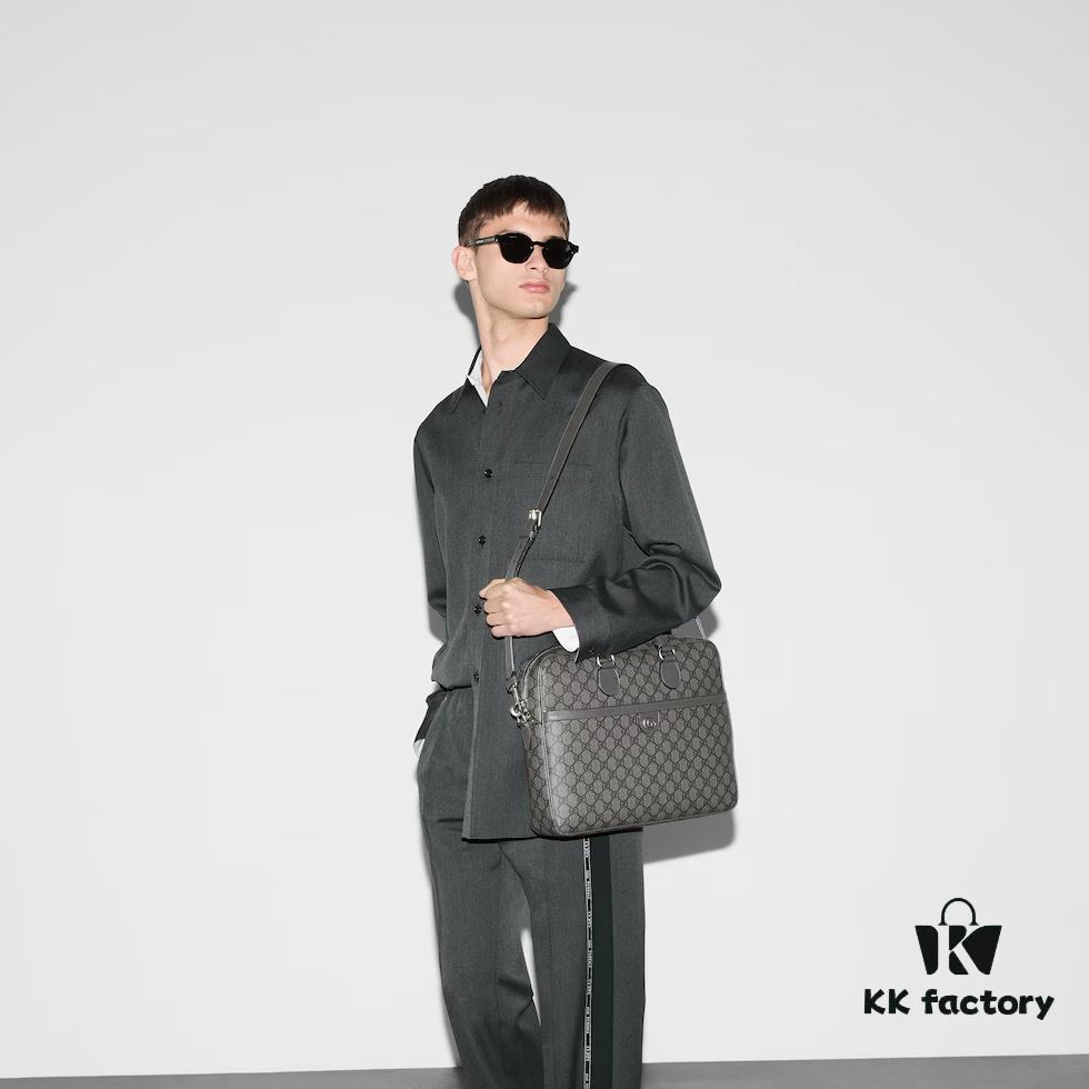 GUCCI New Arrival Authentic Quality, Top-Grade Original Order Item, Real Product Photos. Model No. 792116 Grey Rubber, Size: 36.5 x 29 x 7.5 cm