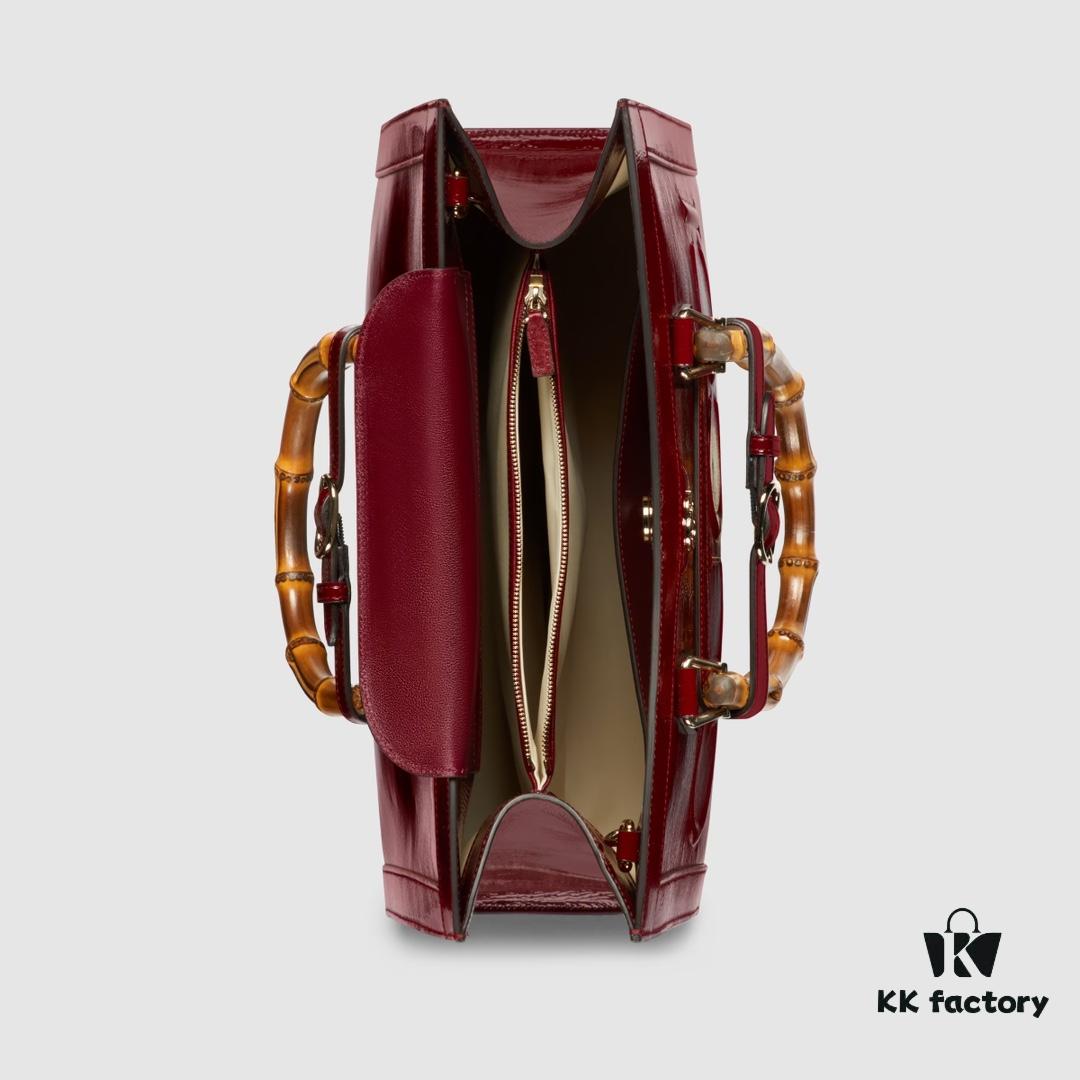 GUCCI New Arrival High-Quality Authentic Stock, Top-Grade Original Order Item, Real Photo, Model No.: 678842 Red Patent Leather with Logo Print, Size: W35 x H30 x D14cm, In Stock for Immediate Shipment