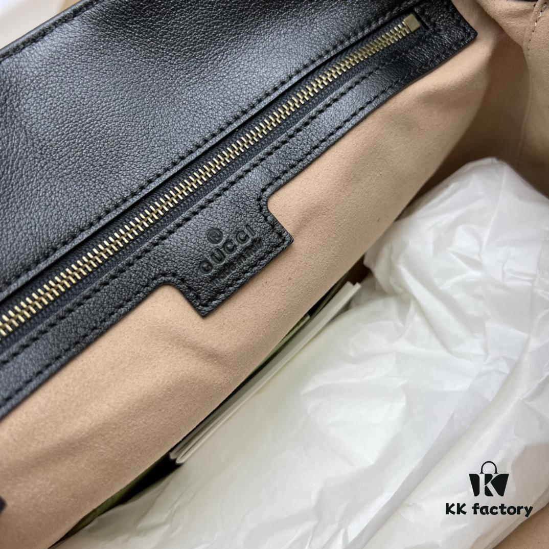 GUCCI New Arrival Cabinet Quality, Top Original Single Piece. Actual Product Photos. Model No. 746124g, Dimensions: 30×23×6.5cm. In Stock for Immediate Shipment.