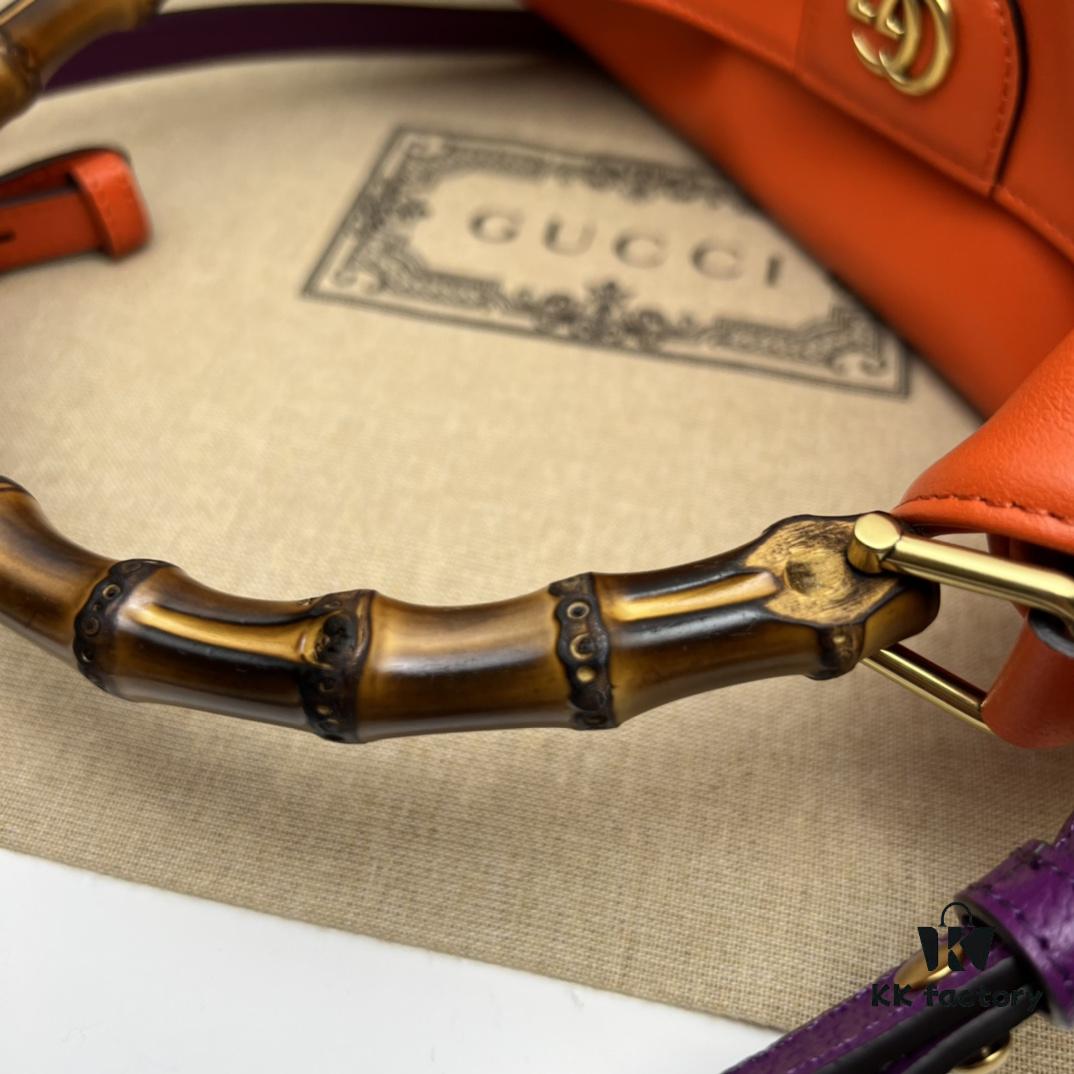 GUCCI New Arrival Cabinet Quality, Top Original Single Item. Actual Product Photos. Model No. 746124 Orange, Dimensions: 30×23×6.5 cm