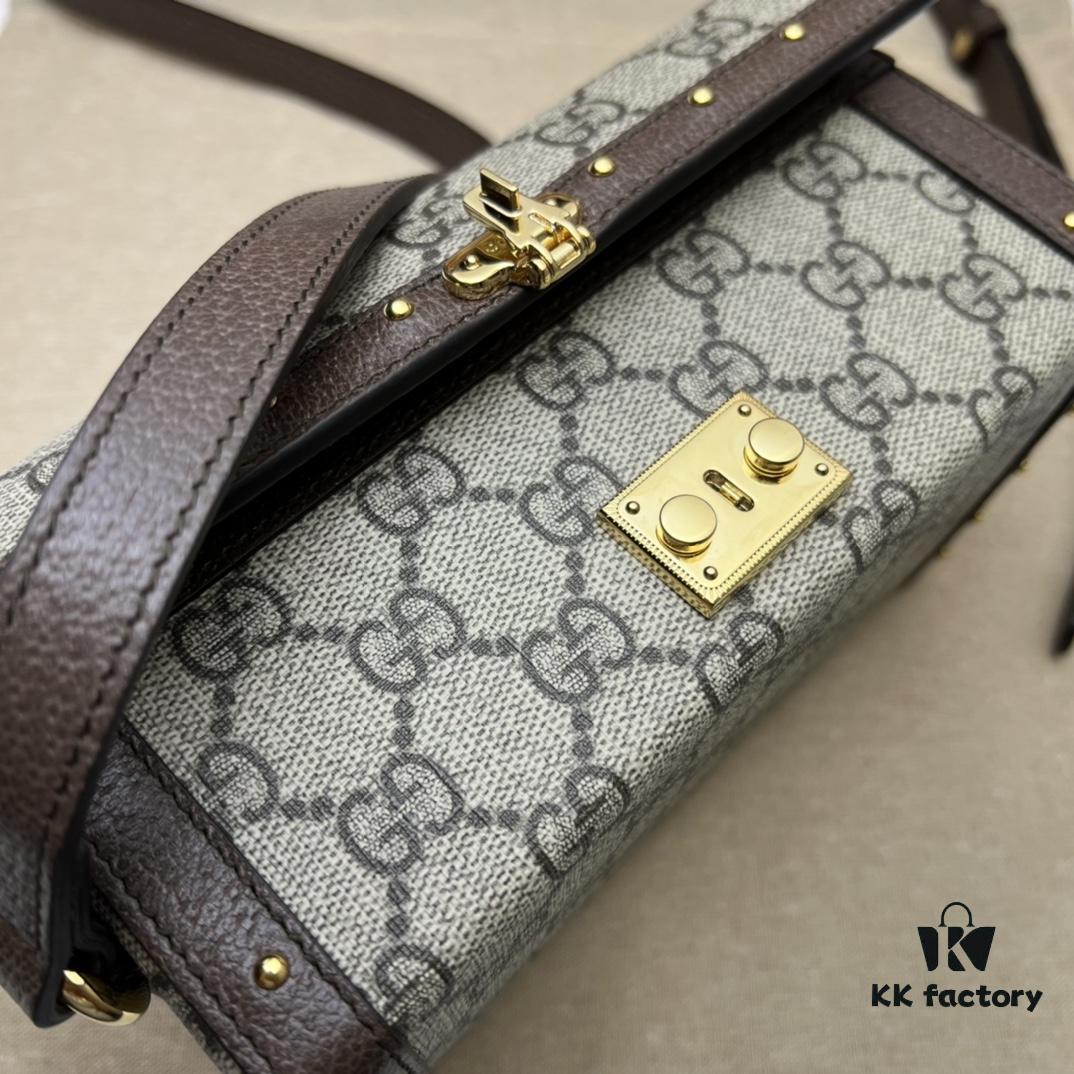 GUCCI New Arrival Cabinet Quality, Top Original Single Item, Actual Photos. Model No. 678460 Coffee Color, Dimensions 18.5×10.5×7.5cm, In Stock Ready to Ship
