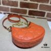 GUCCI High-End Original Stock, In-Stock Item, Real Photo, Model No. 739736 Orange, Size: 21cm (W) x 14cm (H) x 6cm (D)