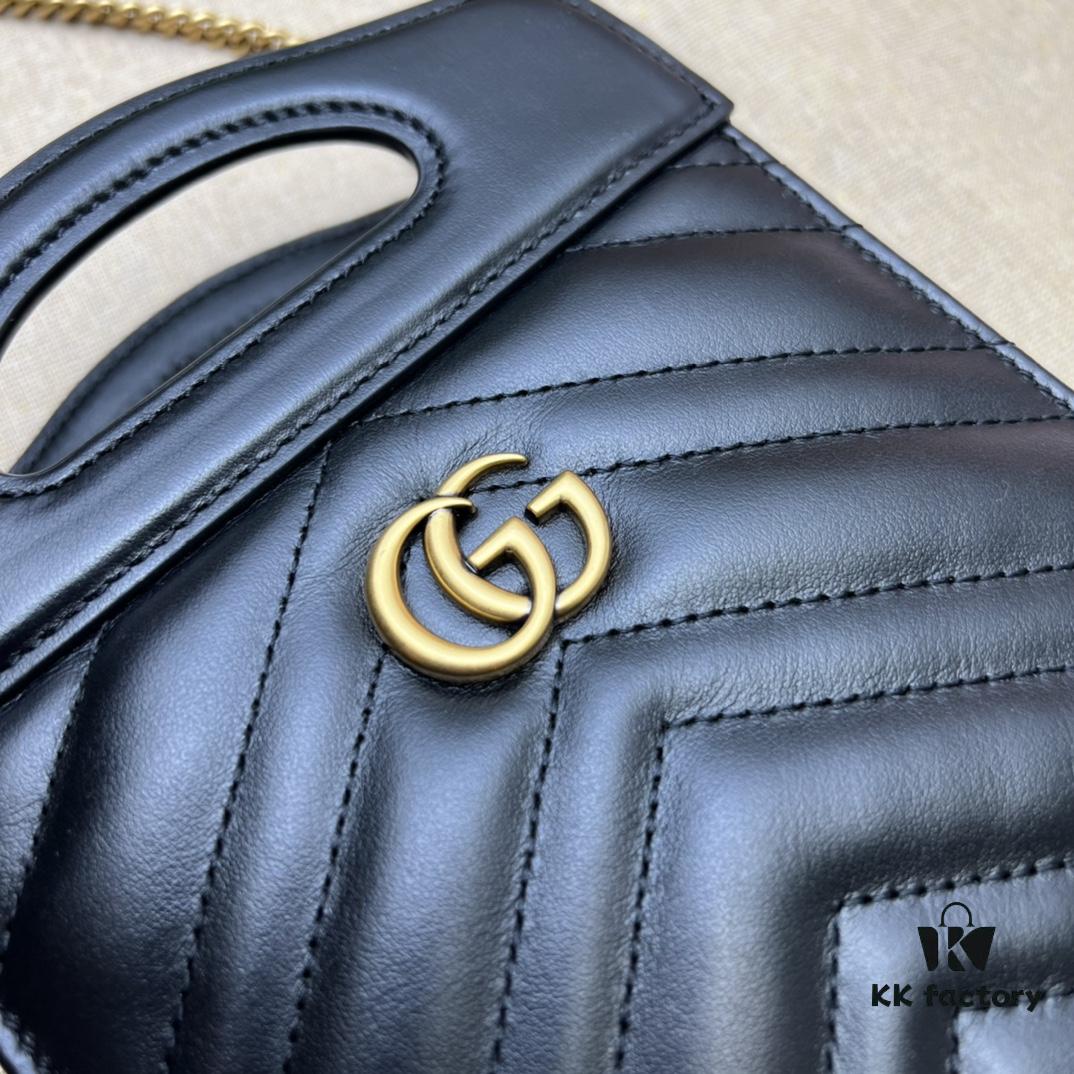 GUCCI High-End Original Stock, Counter Quality, Real Photos Available! Model No. 699756 Calfskin, Dimensions: W14 x H23 x D4.5, In Stock for Immediate Shipment