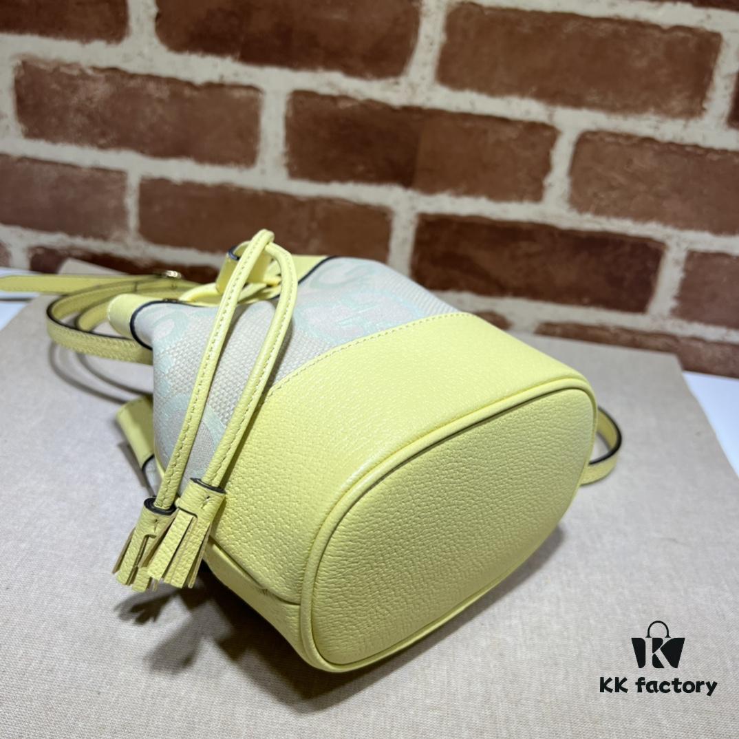 GUCCI Counter Quality, Top Original Single Item, Actual Photos! Model No. 550620 Big G Yellow Cloth, Size: 15 x 18 x 9.5 cm (W x H x D), In Stock and Ready to Ship