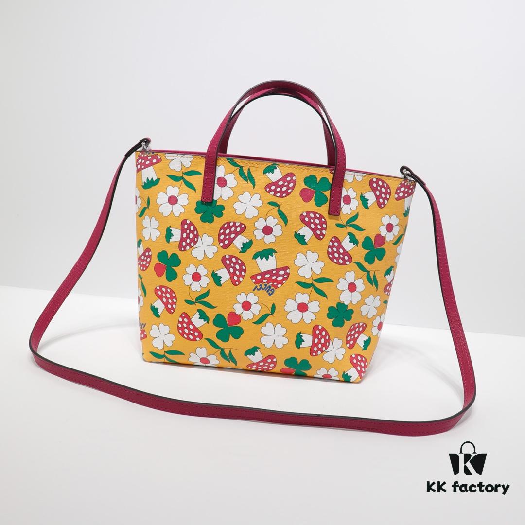 GUCCI Counter Quality, Top Original Single Item, Actual Photos! Model No. 585933 Mushroom 🍄, Size: 21 x 20 x 10 cm (W x H x D), In Stock and Ready to Ship