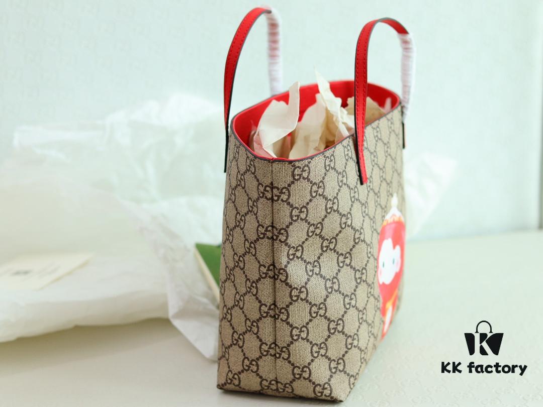 GUCCI Latest Teddy Bear Bag, Counter Quality, Top Original Stock, Real Photos, Stylish Handbag, Model No.: 410812 Hongrongrong, Size: 21 x 20 x 10 cm (W x H x D)