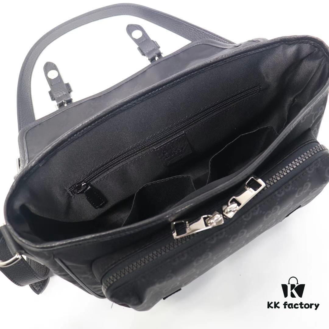 GUCCI New Arrival Cabinet Quality, Top Original Single Item, Real Product Photos, Model No.: 510335 Embossed Cloth, Size 27x20x12cm Ready Stock