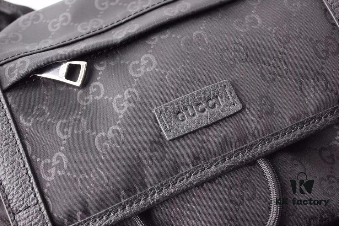 GUCCI New Arrival Cabinet Quality, Top Original Single Item, Actual Photos! Model No. 510336 Embossed Fabric, Size: 25cm W x 38cm H x 17cm D, In Stock Ready to Ship