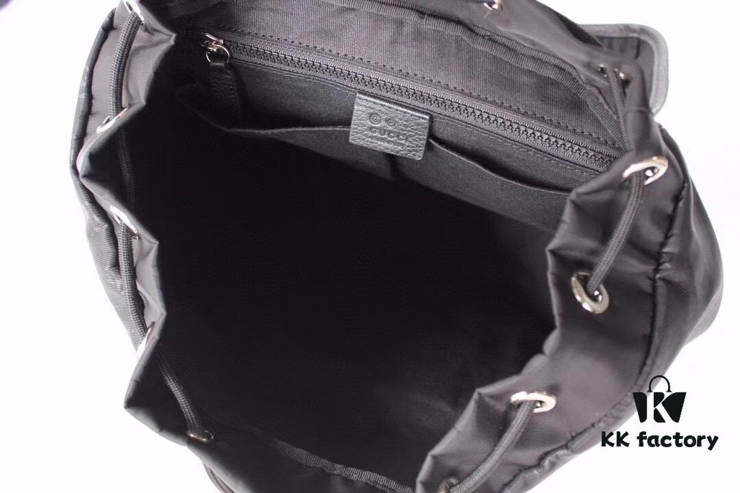 GUCCI New Arrival Cabinet Quality, Top Original Single Item, Actual Photos! Model No. 510336 Embossed Fabric, Size: 25cm W x 38cm H x 17cm D, In Stock Ready to Ship