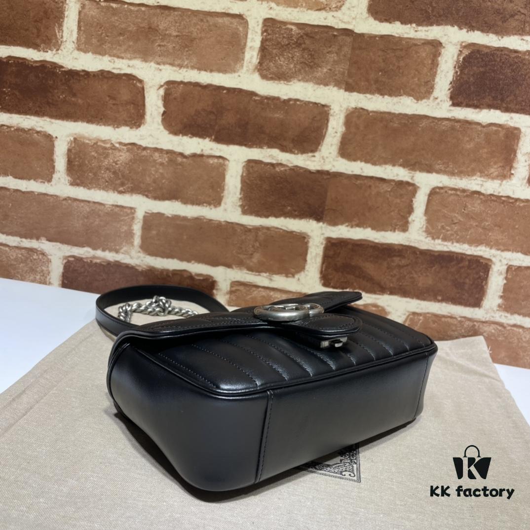 GUCCI New Arrival Cabinet Quality, Top Original Single Item, Real Product Photos, Model No. 446744 Kriss Cross Check, Size W23xH14xD6cm, In Stock and Ready to Ship