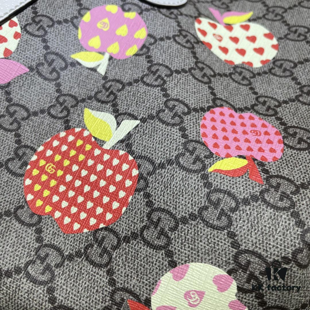 GUCCI New Arrival High-Quality Original Single Item, Real Photo, Model No.: 598125 Apple Design, Size: 30 x 22 x 5.5 cm, In Stock