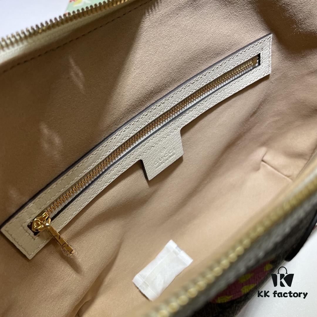 GUCCI New Arrival High-Quality Original Single Item, Real Photo, Model No.: 598125 Apple Design, Size: 30 x 22 x 5.5 cm, In Stock