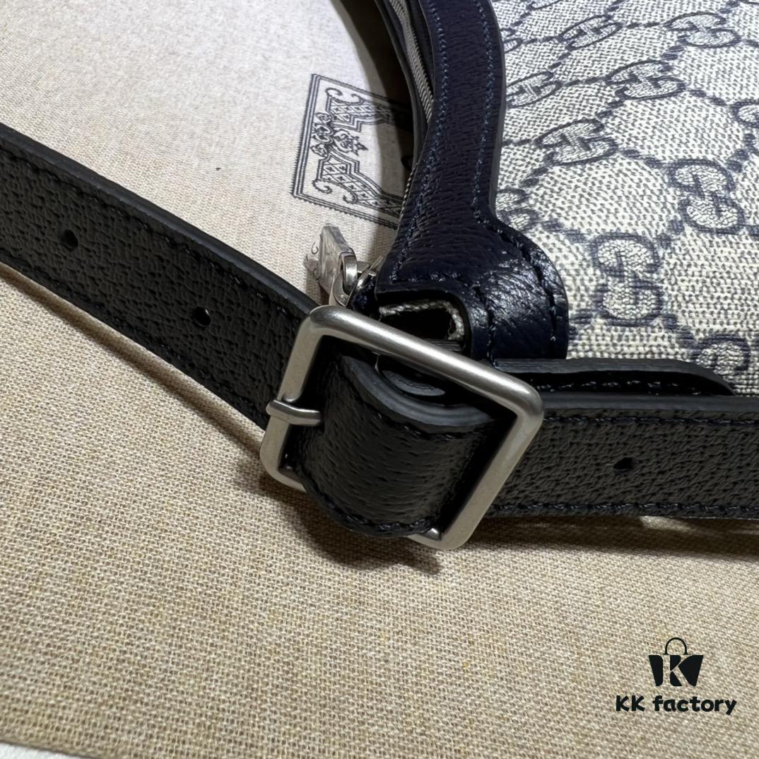 GUCCI New Arrival Cabinet Quality, Top-Grade Original Order Item, Model No.: 598125 Blue Rubber Blue Leather, Size: 30 x 22 x 5.5 cm, In Stock